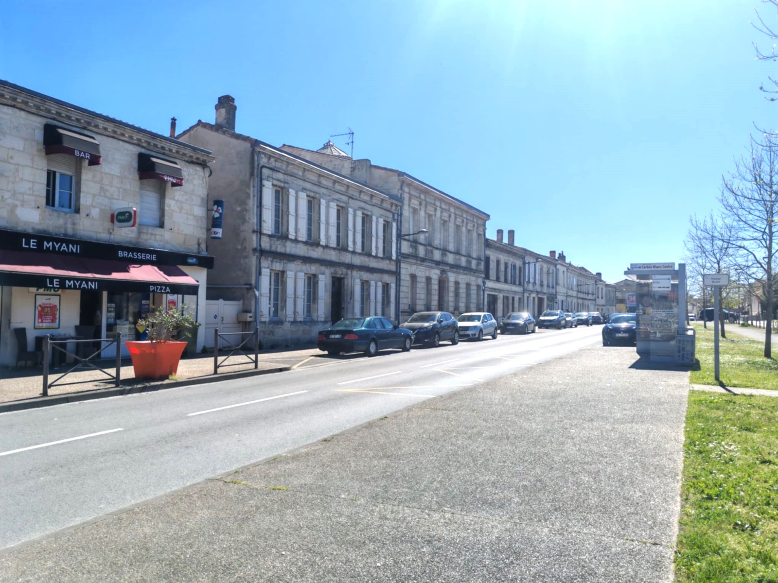 Image_1, Immeuble, Carbon-Blanc, ref :1571